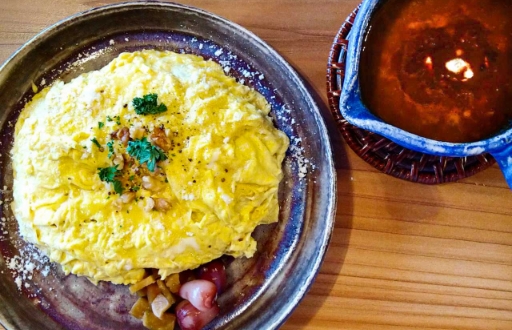 オムレツカレー