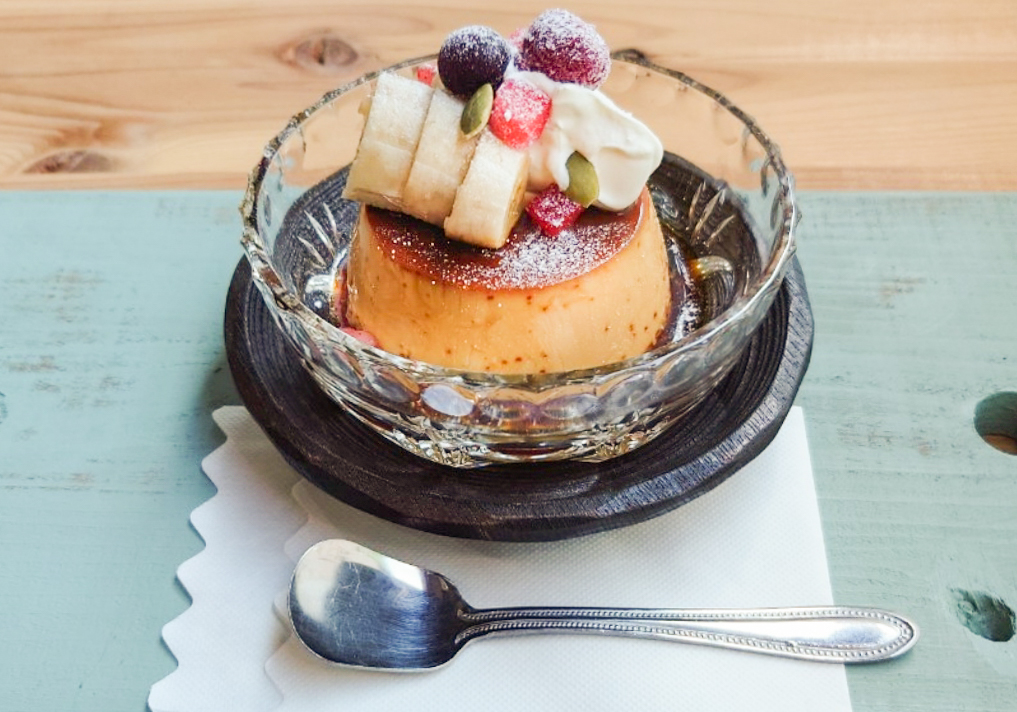 喫茶店のプリン